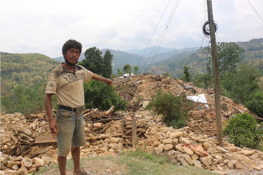 Rss_Images_1430221941283_NN-Ktm-Sindhupalchwok-majhi-basti-1